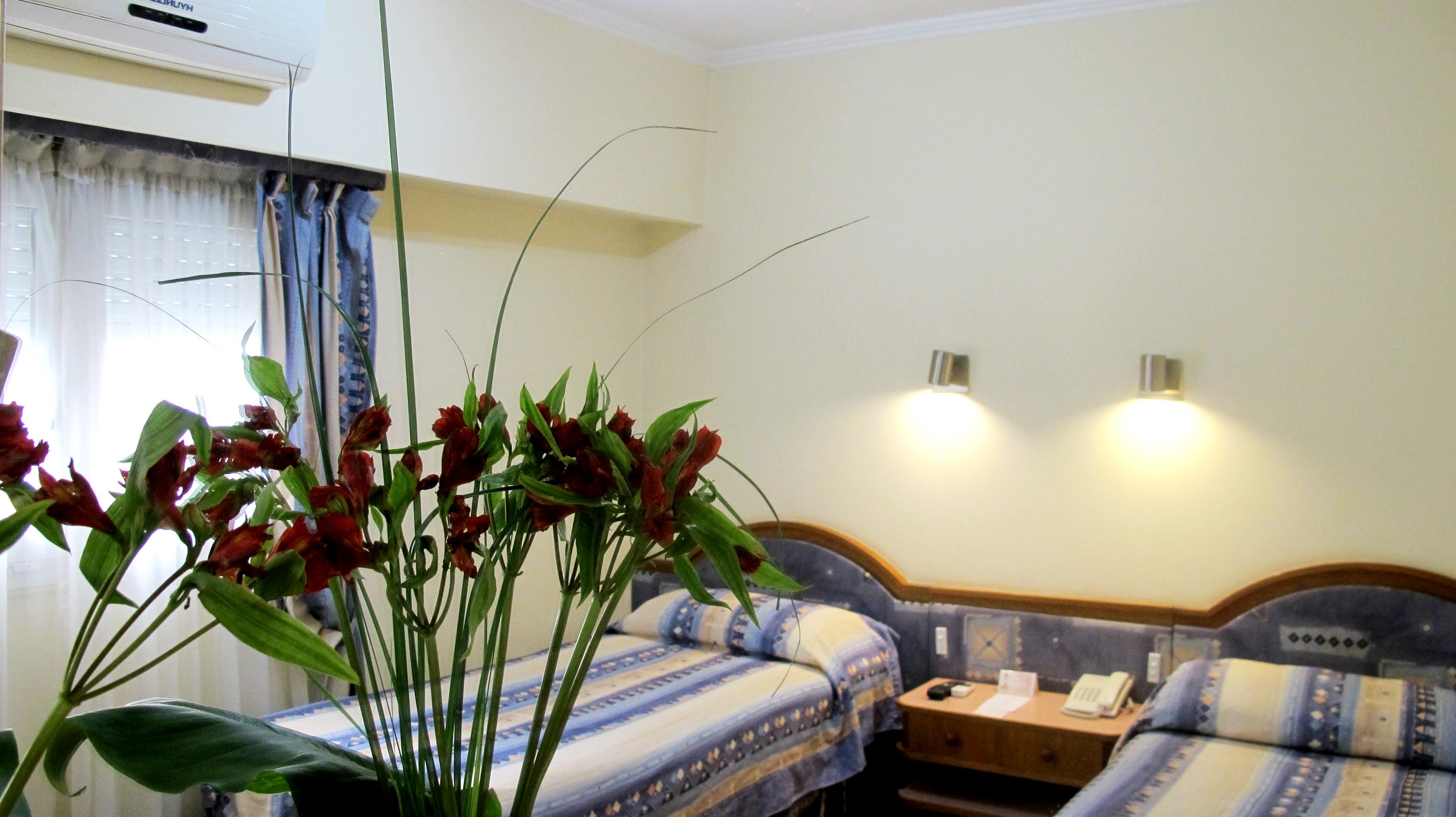 Hotel Impala บัวโนสไอเรส ภายนอก รูปภาพ
